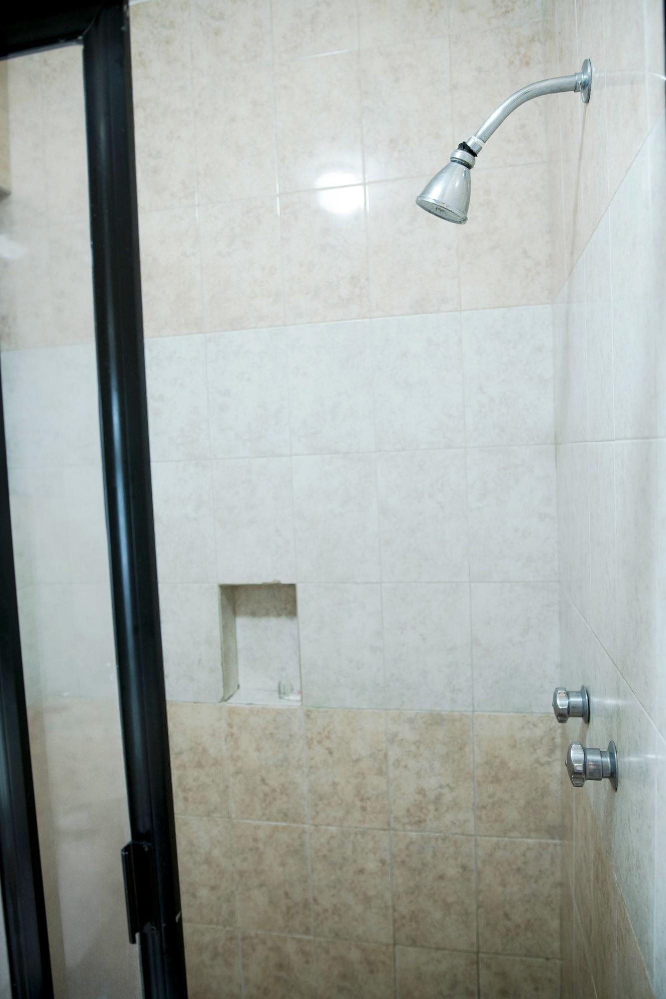 מלון טפיק Eh Ejecutivo Urban מראה חיצוני תמונה